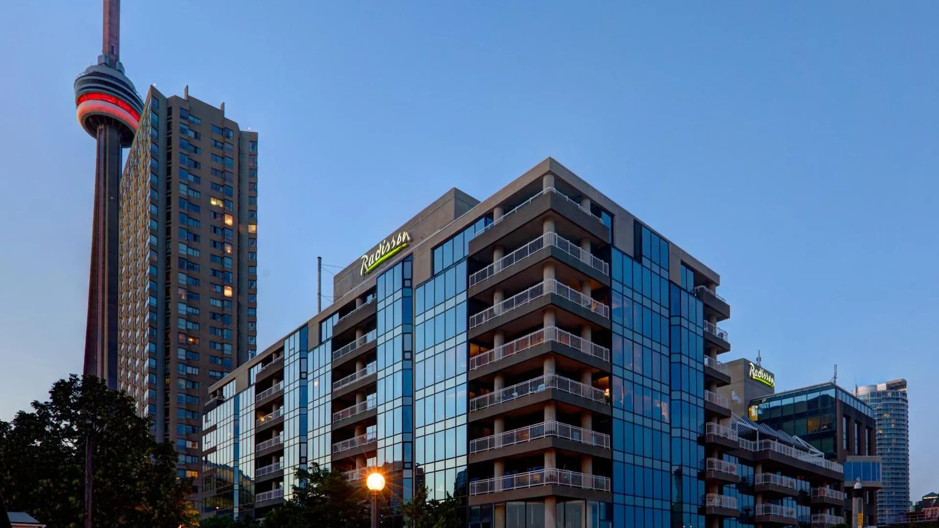 Radisson Blu Toronto Downtown Hotel
