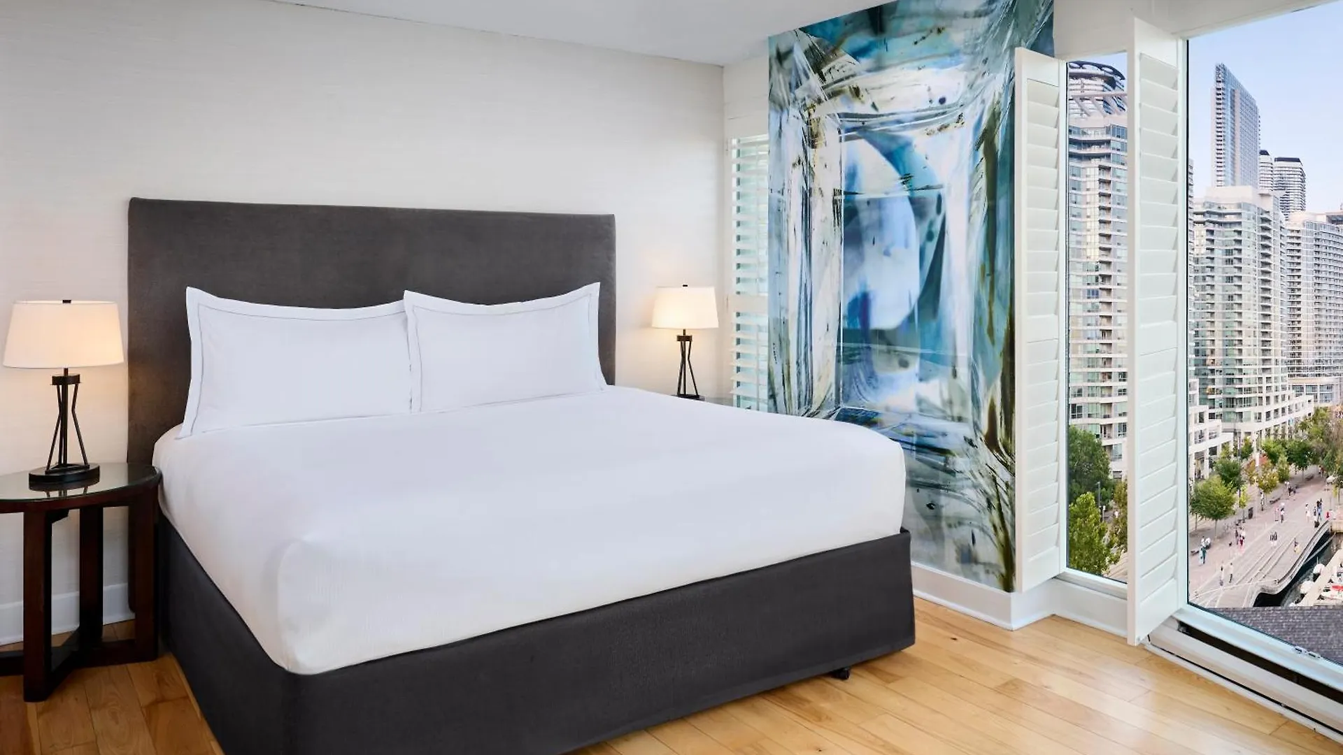 Radisson Blu Toronto Downtown Hotel